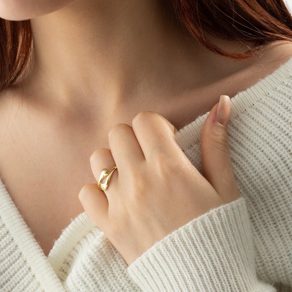 Hug Ring, Hang Hug Ring, Hug Hand Gold Ring, Adjustable Love Hug Ring - Picture 10 of 10